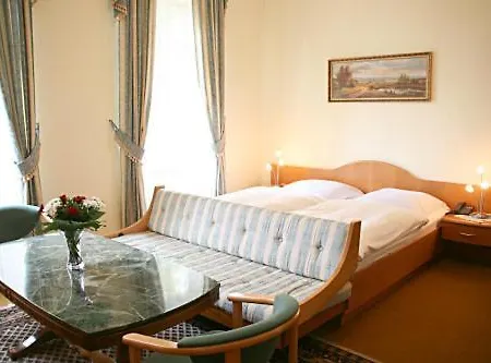 Hotel Adler